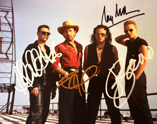 Band signed 8x10 bono - u2:, (bono